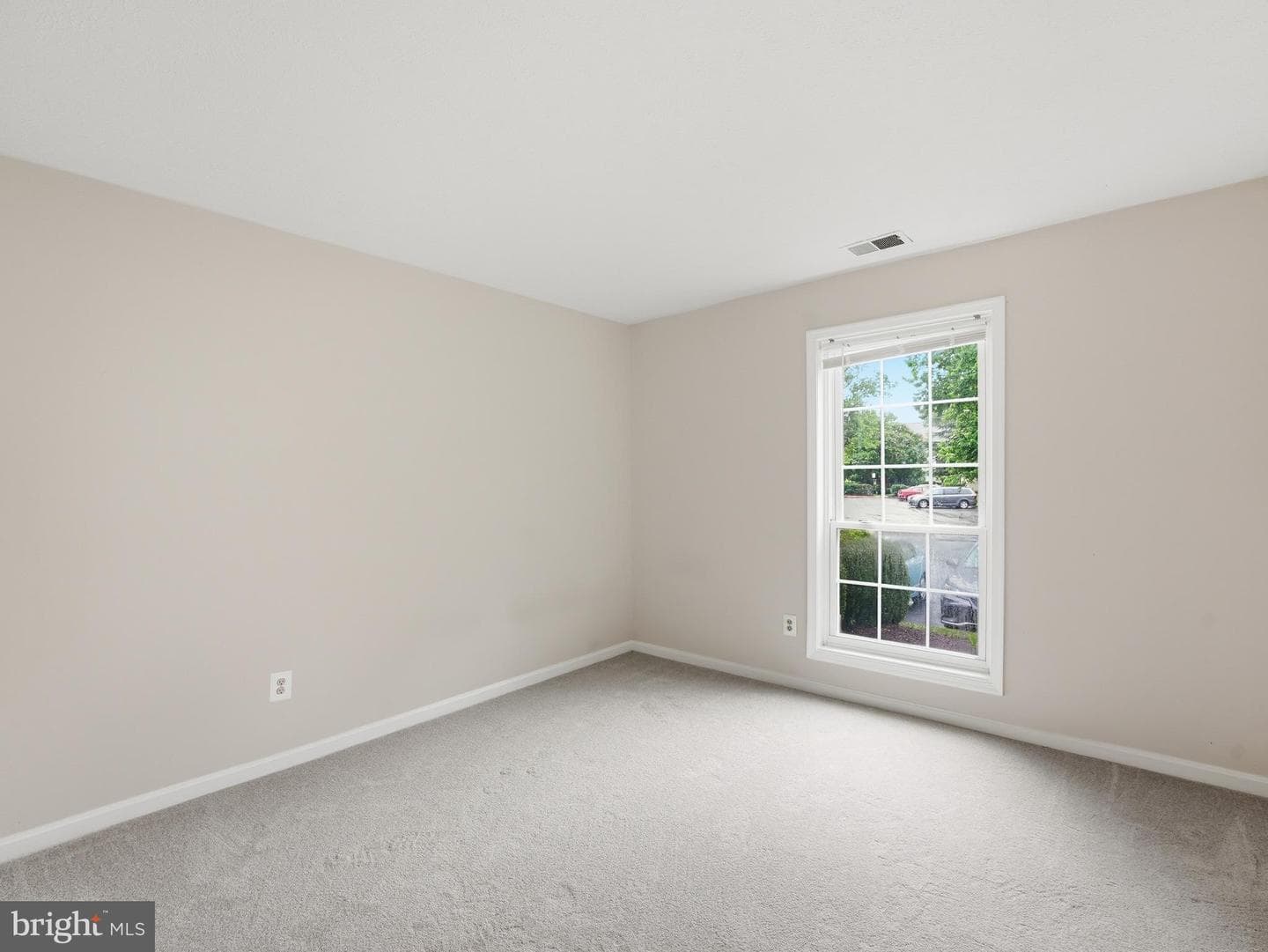 10120 Oakton Terrace Road photo 4
