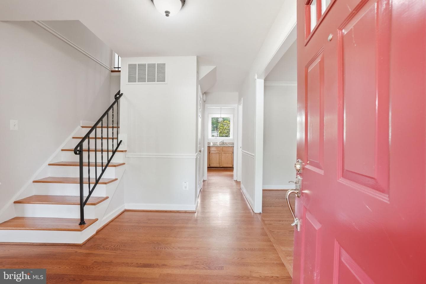 7216 Reservation Drive photo 4
