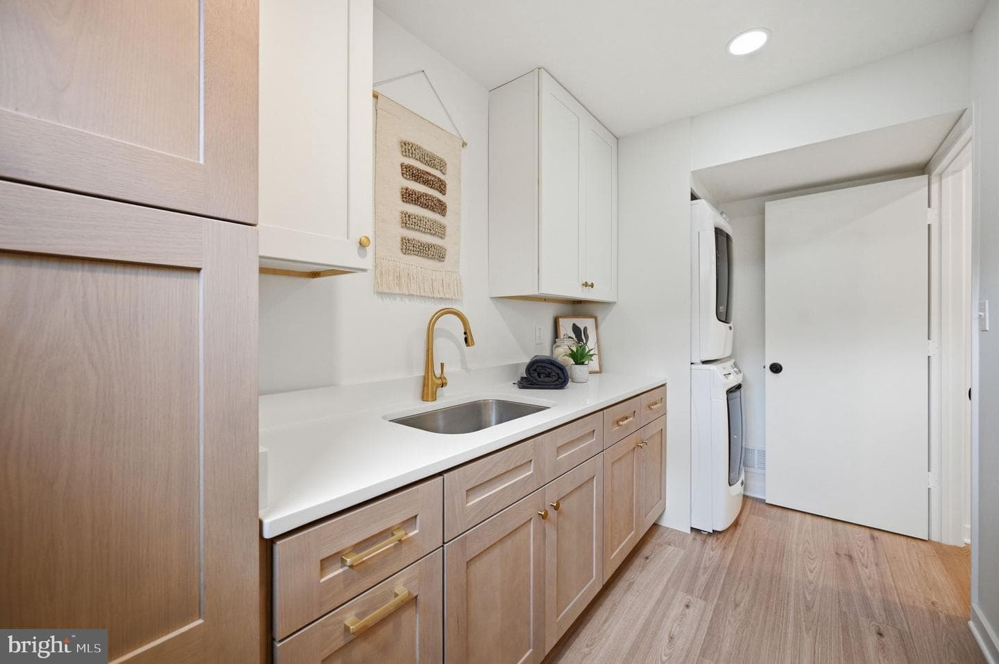 7612 Chancellor Way photo 33