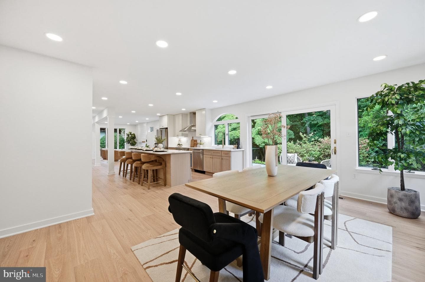 7612 Chancellor Way photo 34