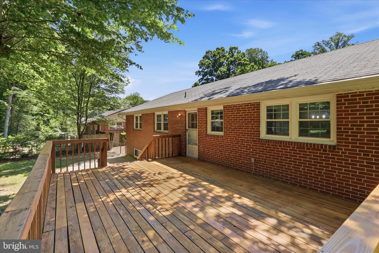 5609 Sedgwick Lane photo 30