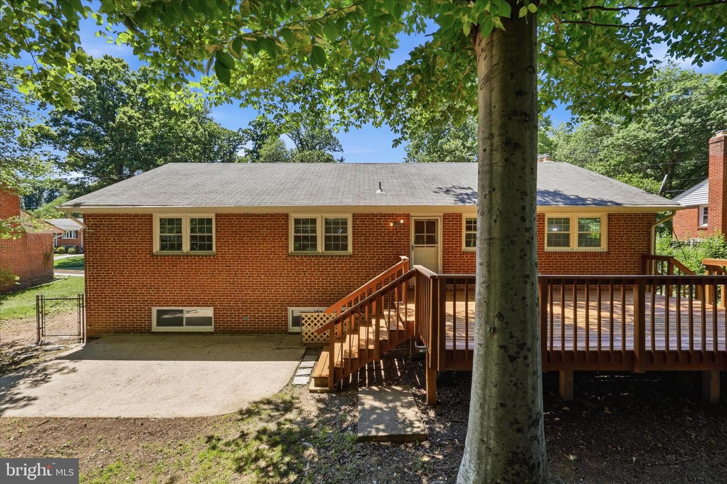 5609 Sedgwick Lane photo 33