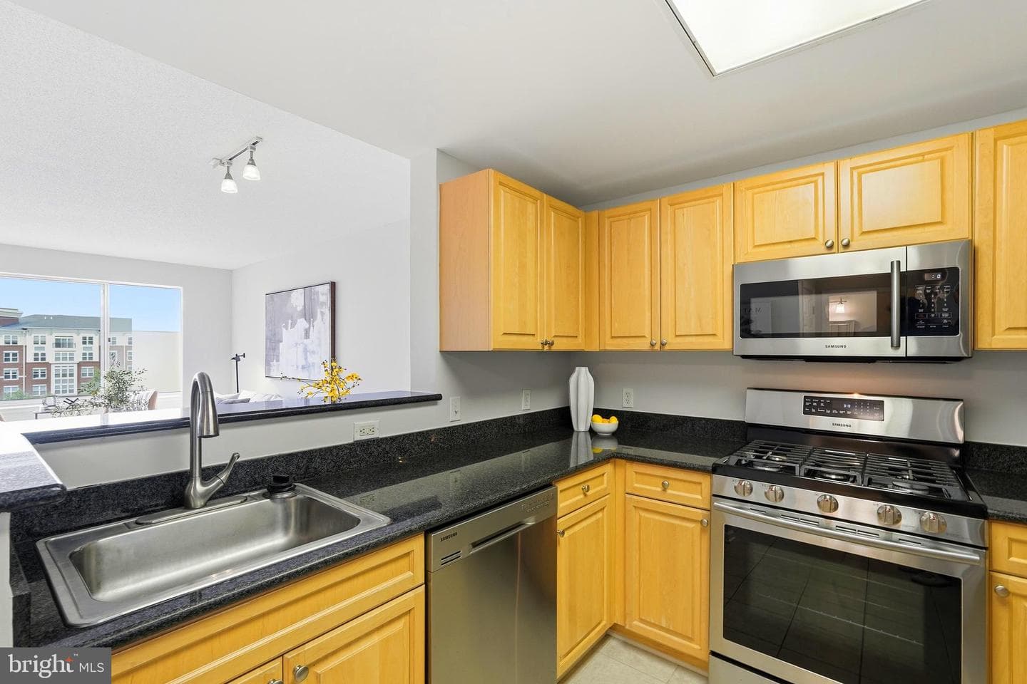 2726 Gallows Road #806 photo 5