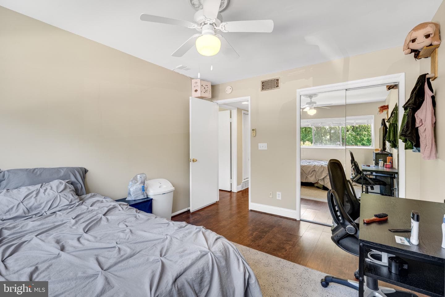 4943 Americana Drive #d-102 photo 22