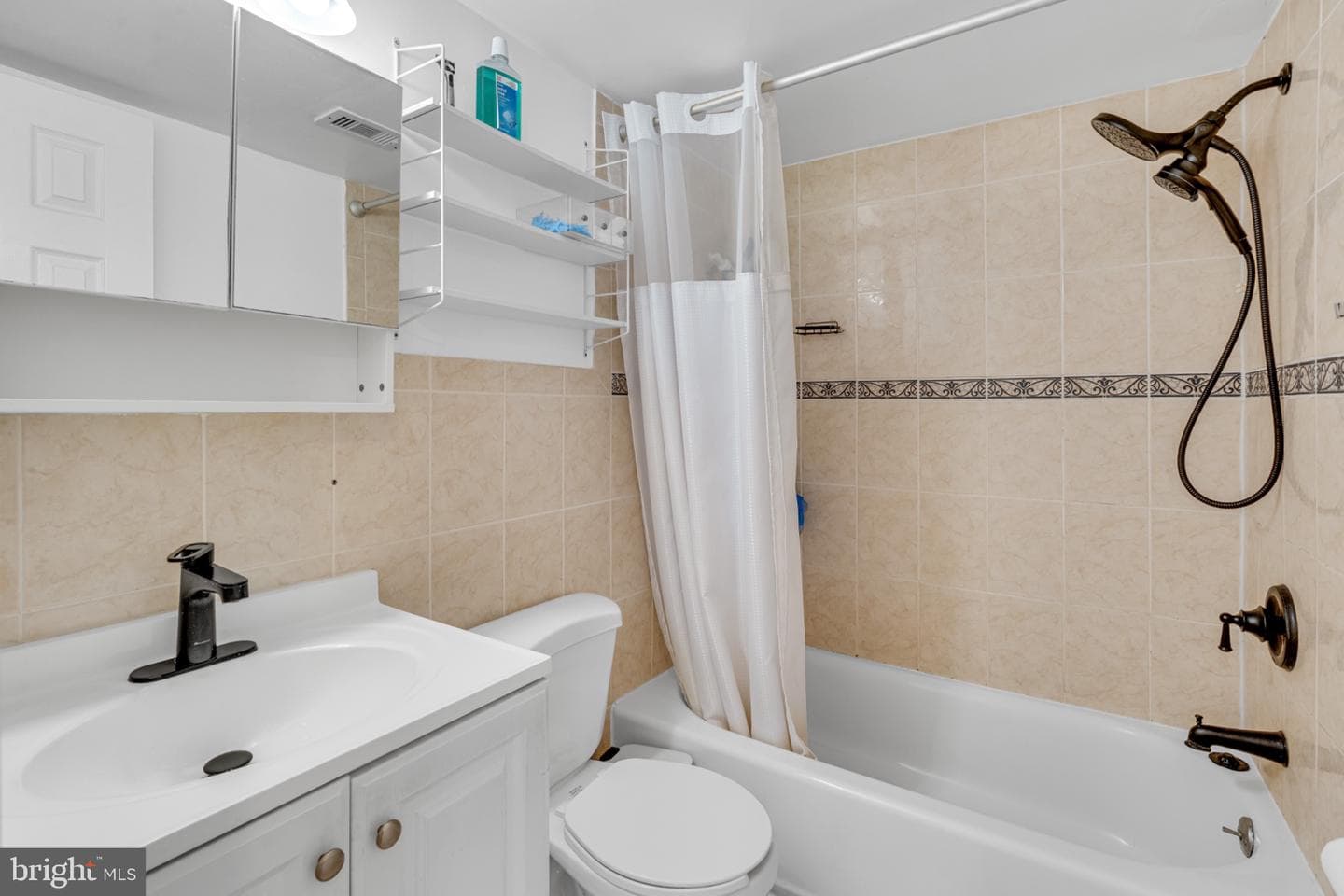 4943 Americana Drive #d-102 photo 24