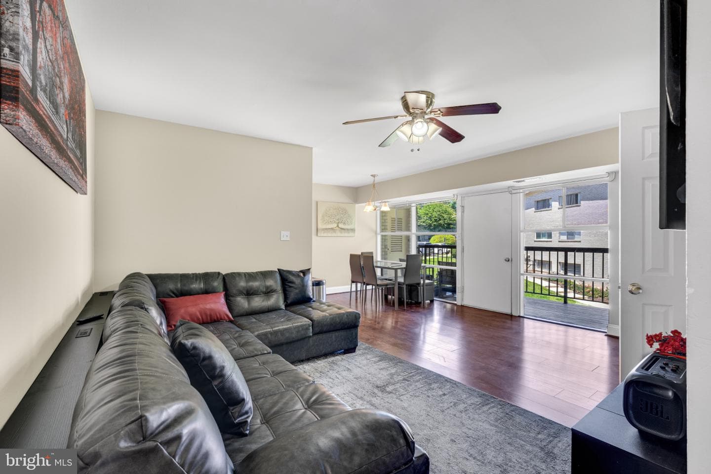 4943 Americana Drive #d-102 photo 3