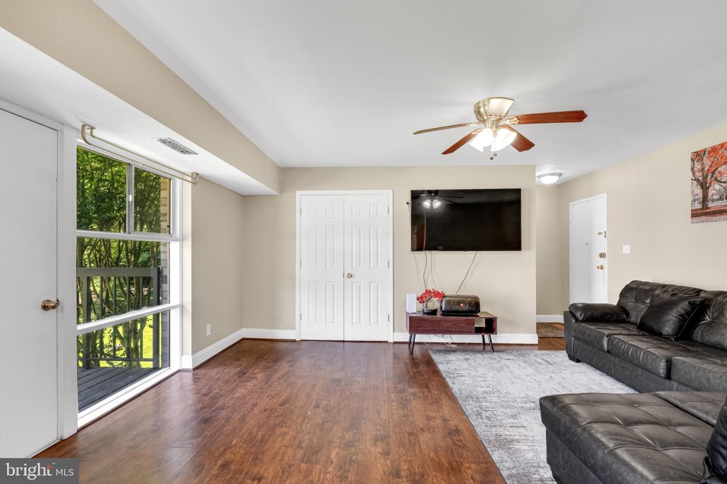4943 Americana Drive #d-102 photo 5