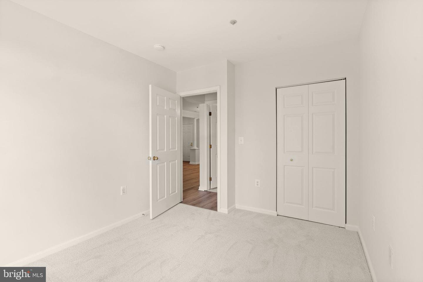 6990 Falls Reach Drive #408 photo 42