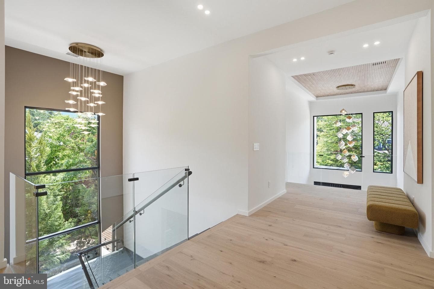 1803 Dumbarton Street photo 48