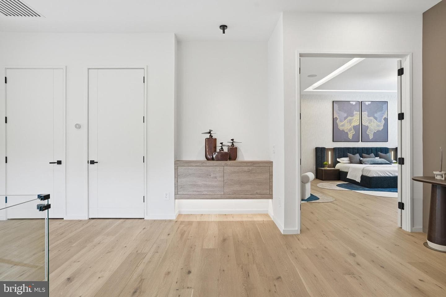 1803 Dumbarton Street photo 58
