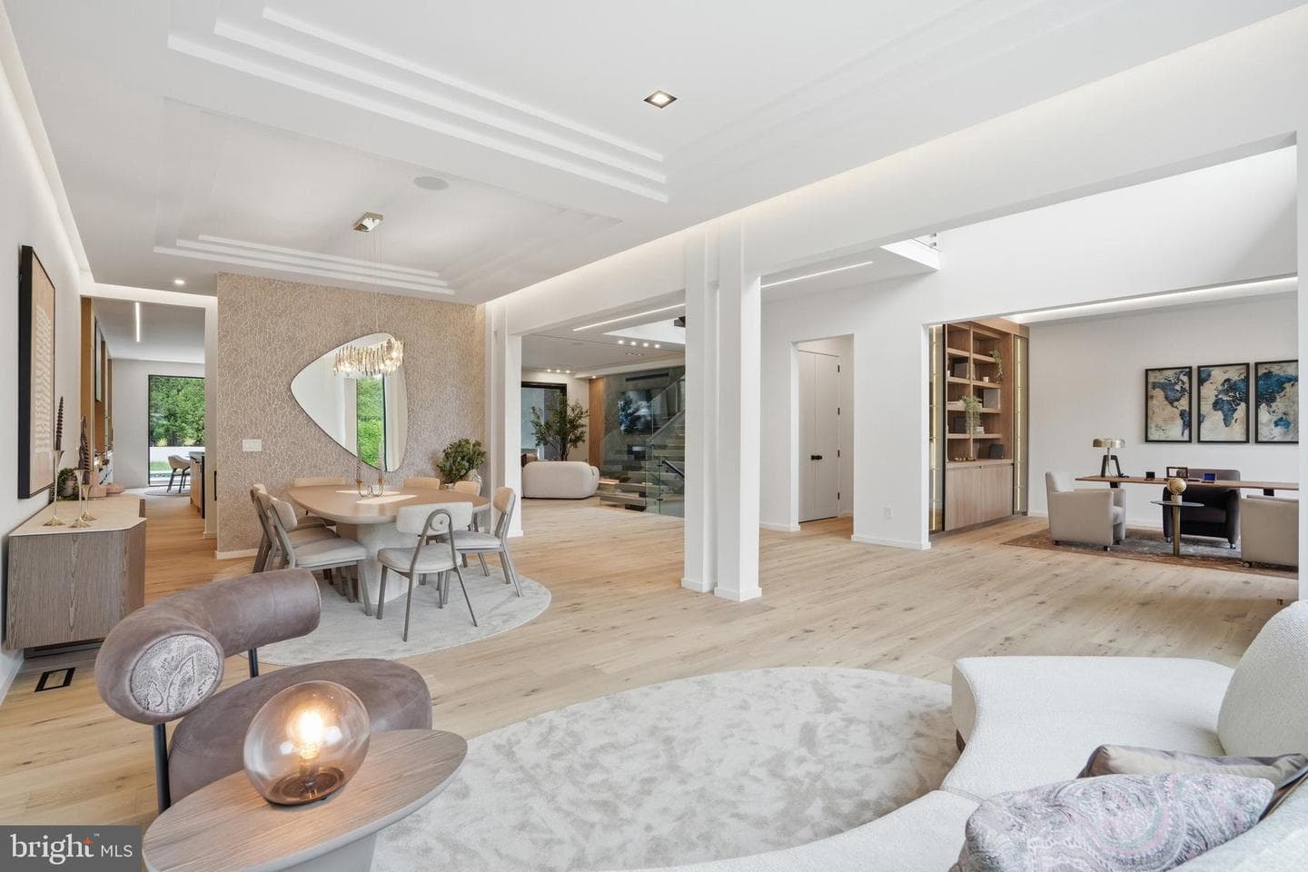 1803 Dumbarton Street photo 9