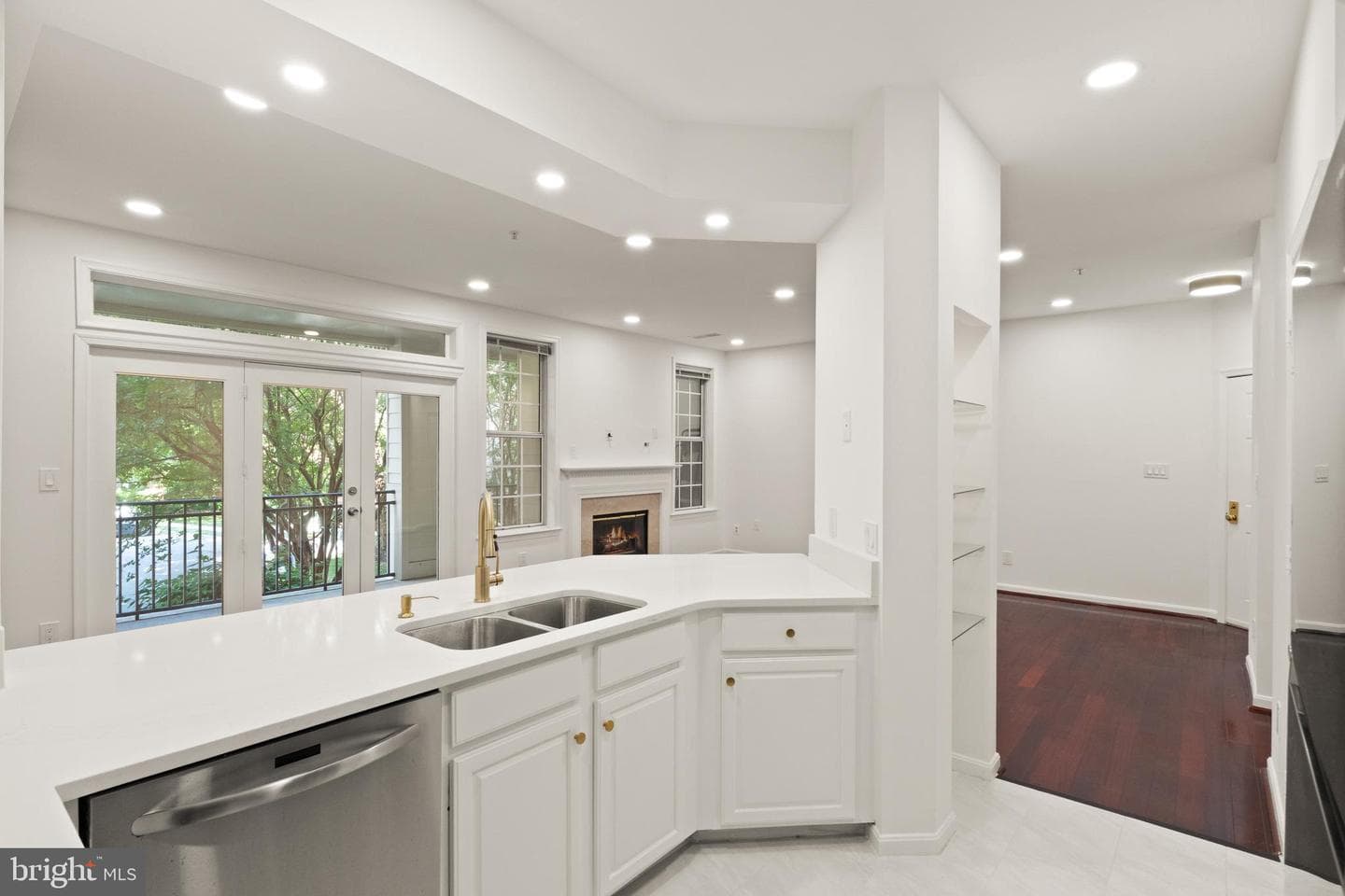 1324 Garden Wall Circle #b photo 13