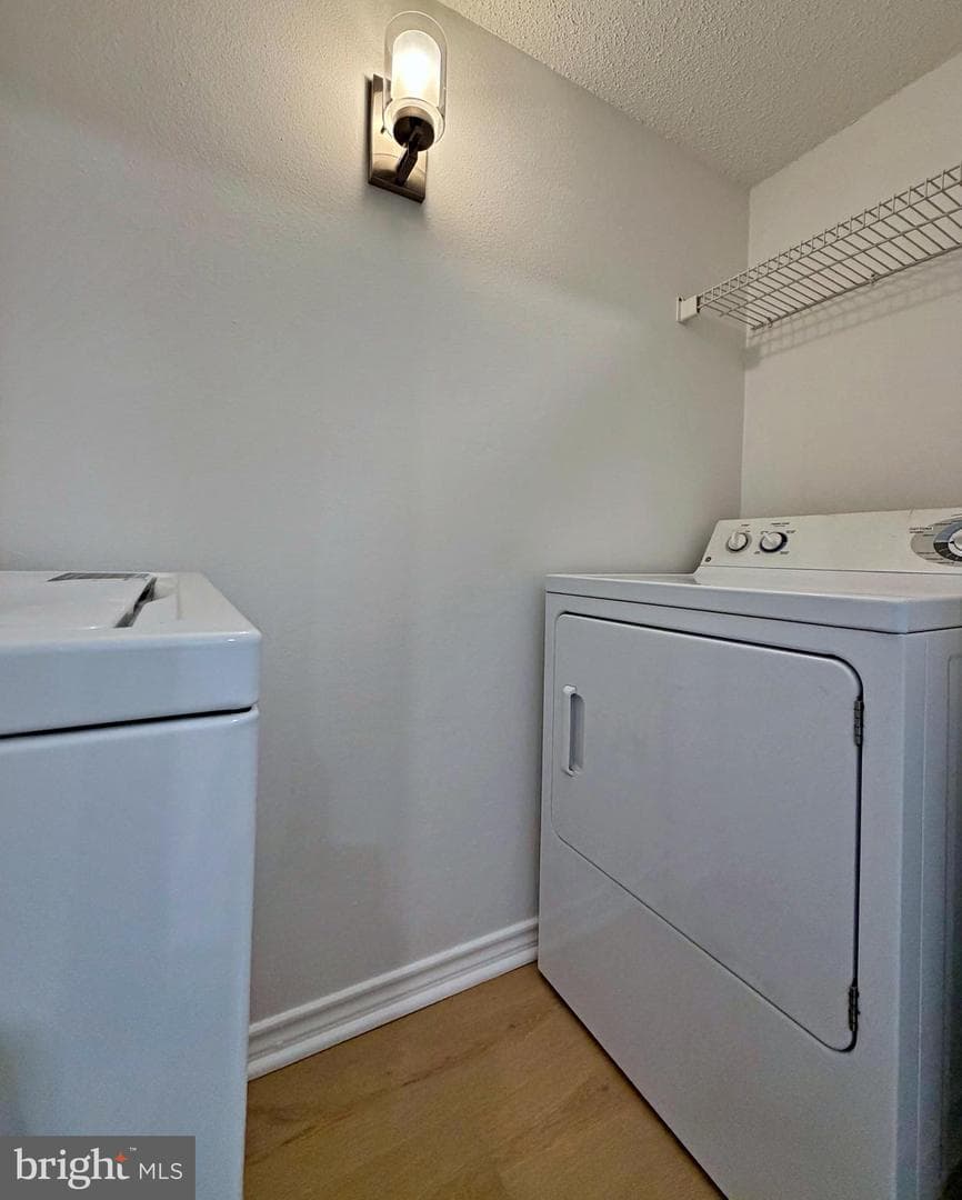 1524 Lincoln Way #211 photo 22