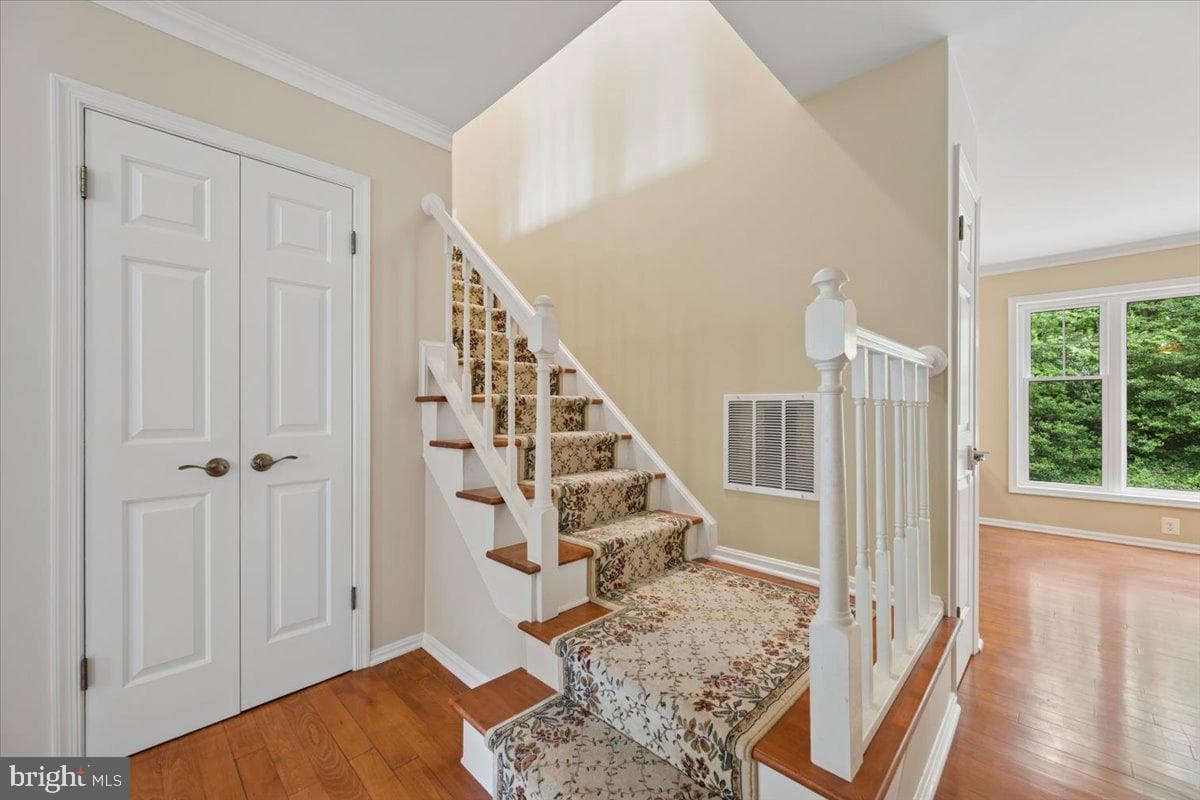 4655 Braddock Green Court photo 27