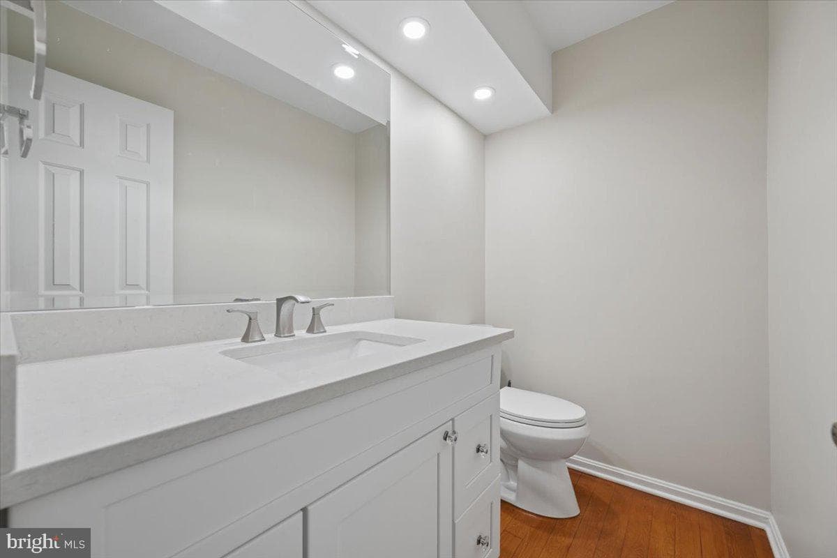 4655 Braddock Green Court photo 50