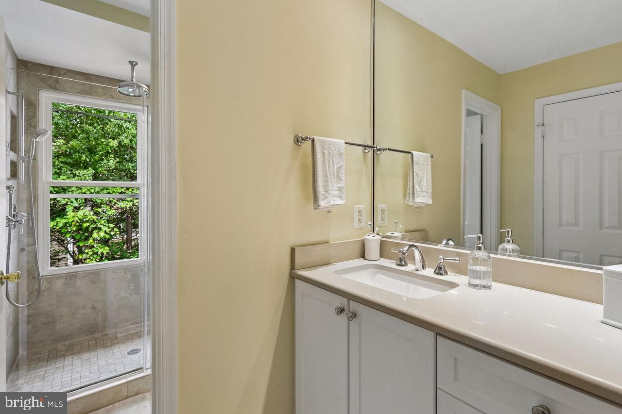 11333 Orchard Lane photo 20