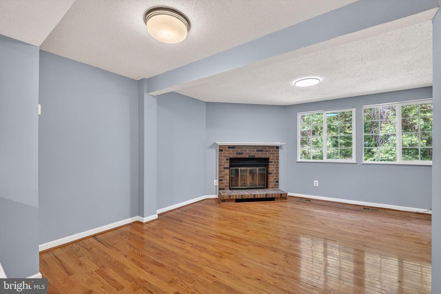 6844 Heatherway Court photo 15
