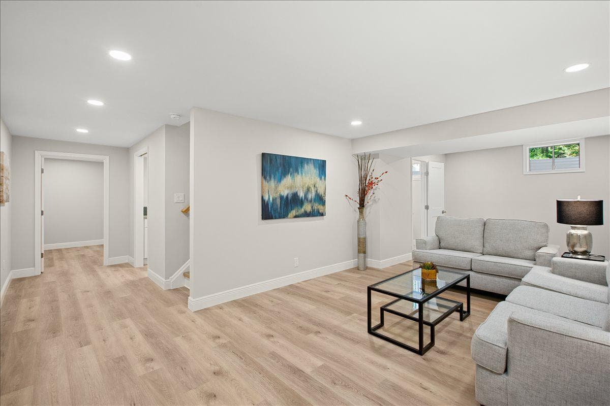 12210 Folkstone Drive photo 27