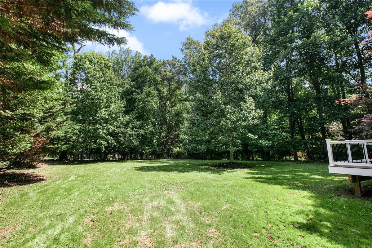 12210 Folkstone Drive photo 34