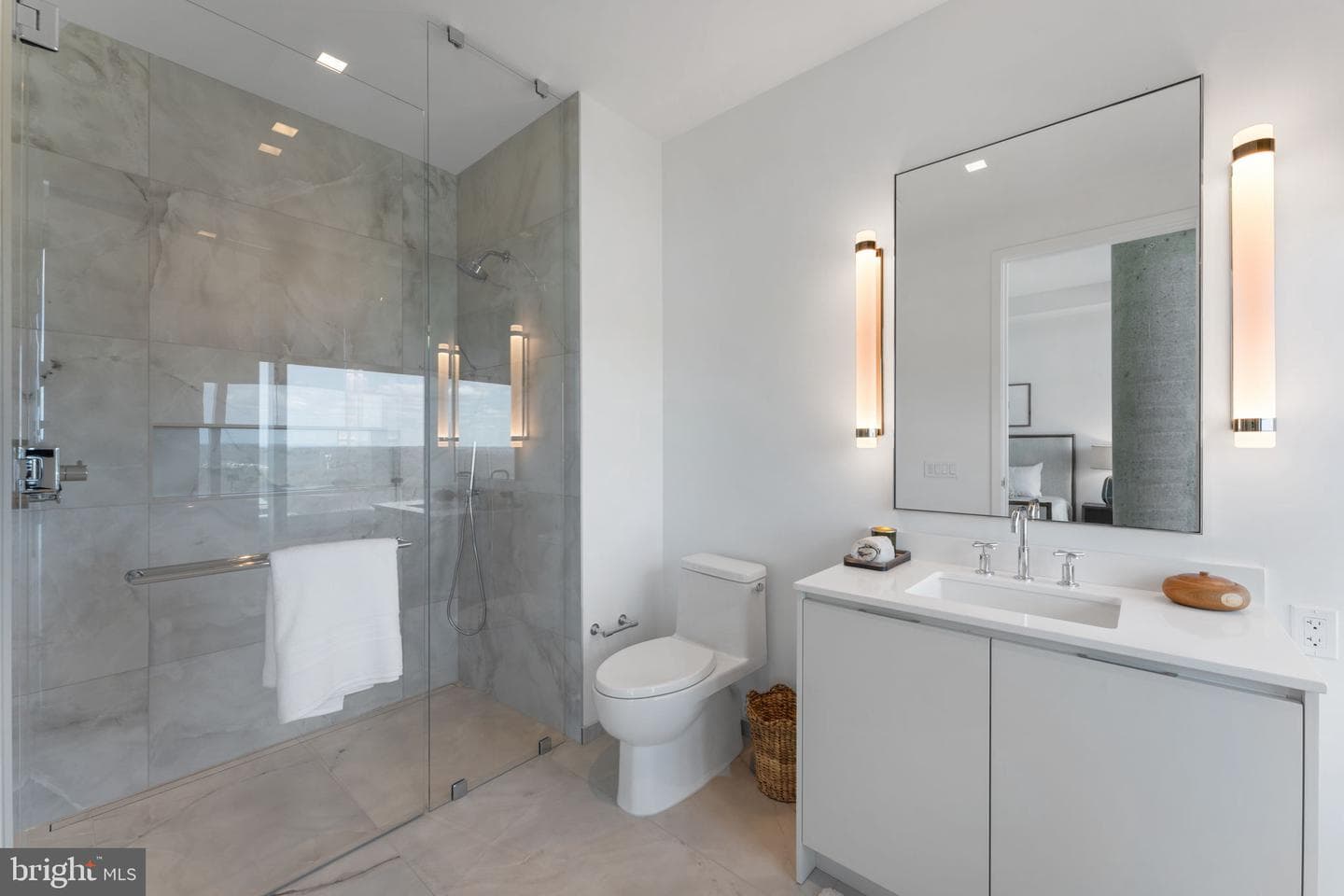 1820 Reston Row Plaza #1506 photo 18