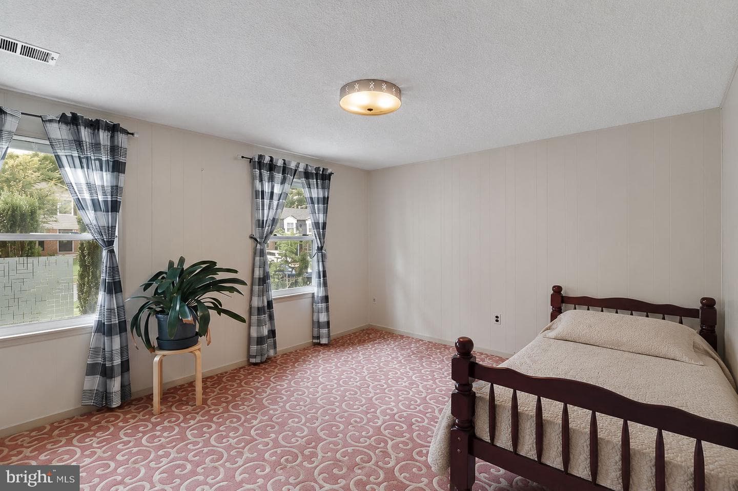 8418 Stone Gate Drive photo 25