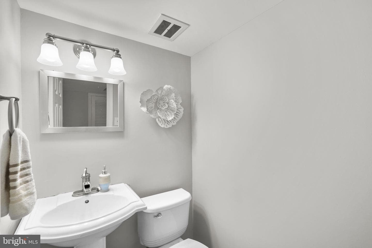 7927 Central Park Circle photo 37