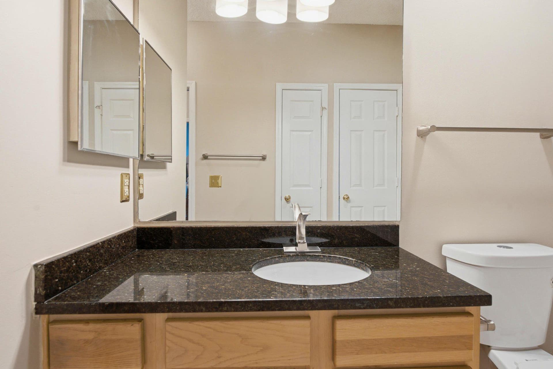 13085 Autumn Woods Way #105 photo 19