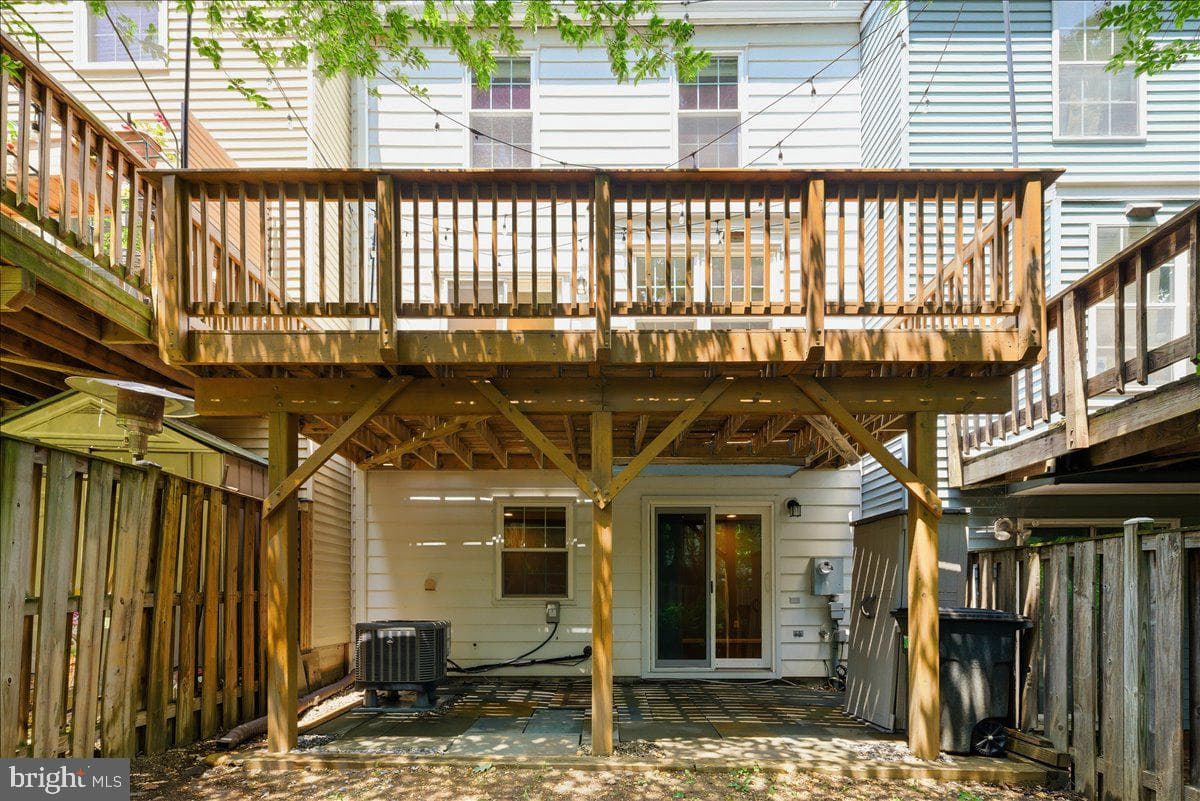 6452 Brickleigh Court photo 37