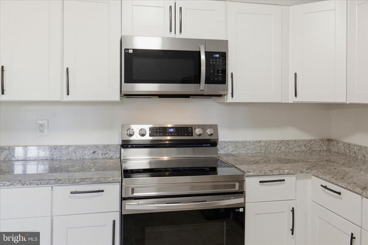 1105 Freshrain Court photo 8