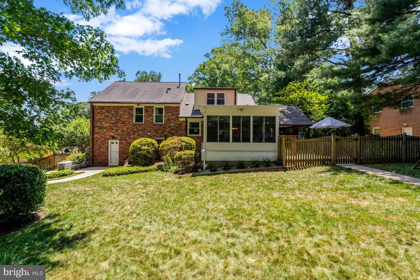 8916 Moreland Lane photo 41