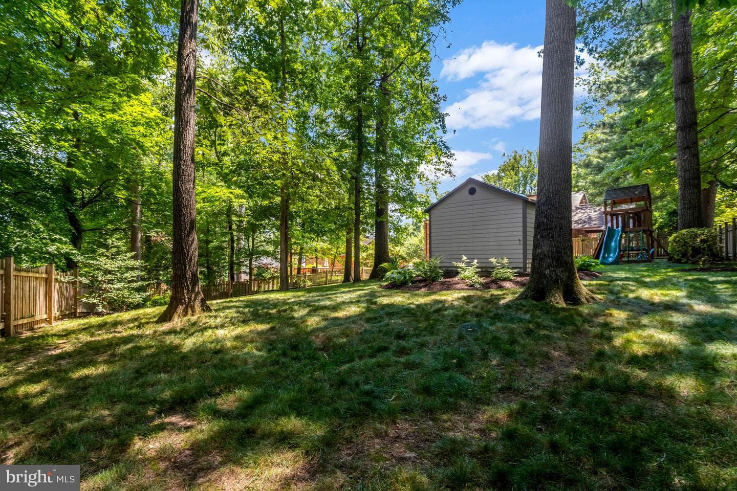 8916 Moreland Lane photo 45