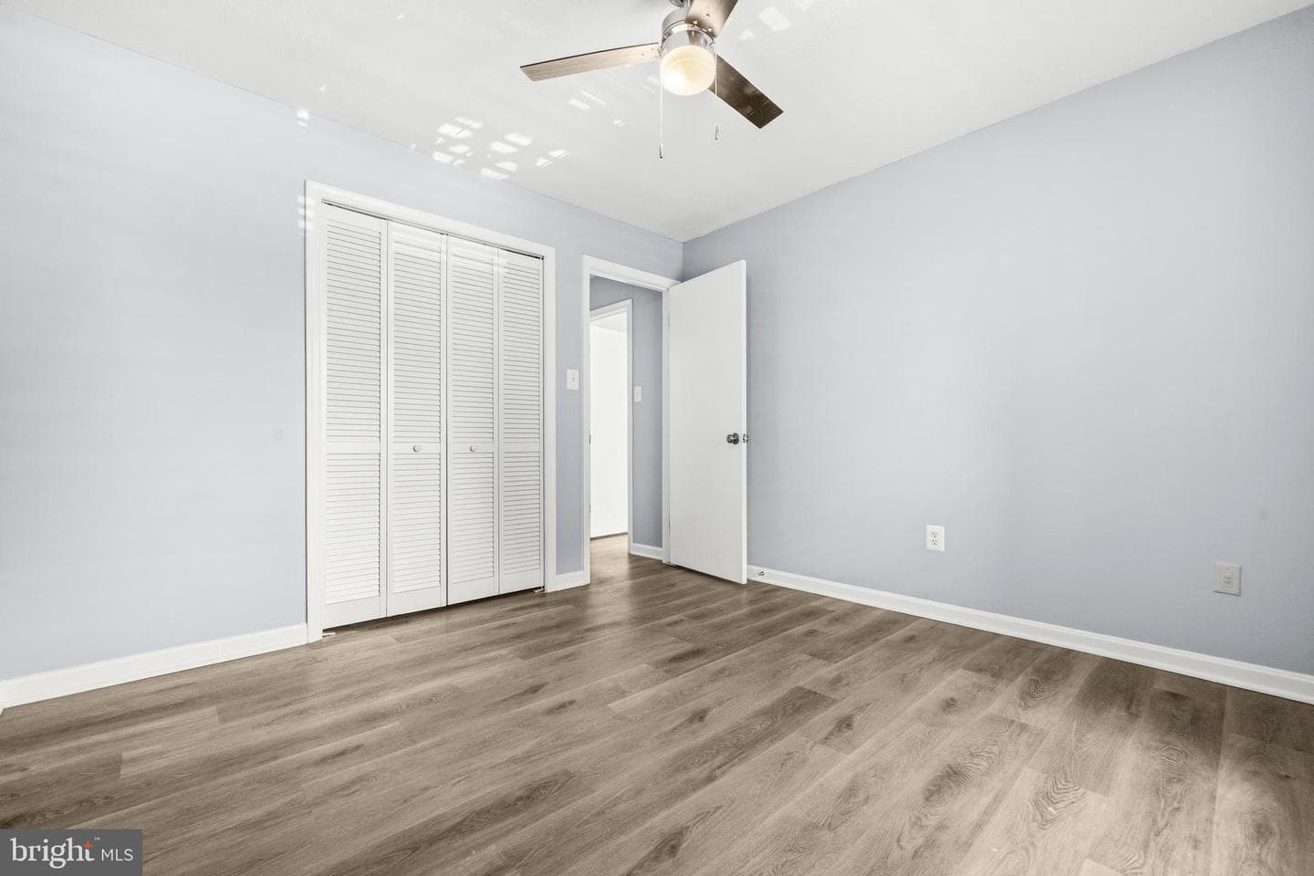 10212 Oakton Terrace Road photo 21