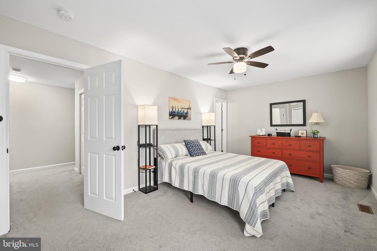 6426 Silver Ridge Circle photo 13