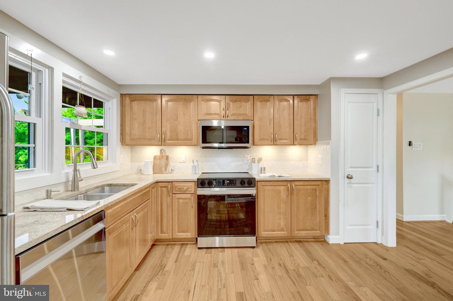 4224 Minstrell Lane photo 15