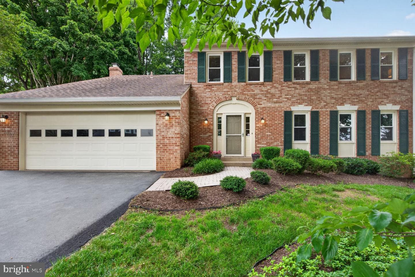 1651 Lozano Drive, Vienna