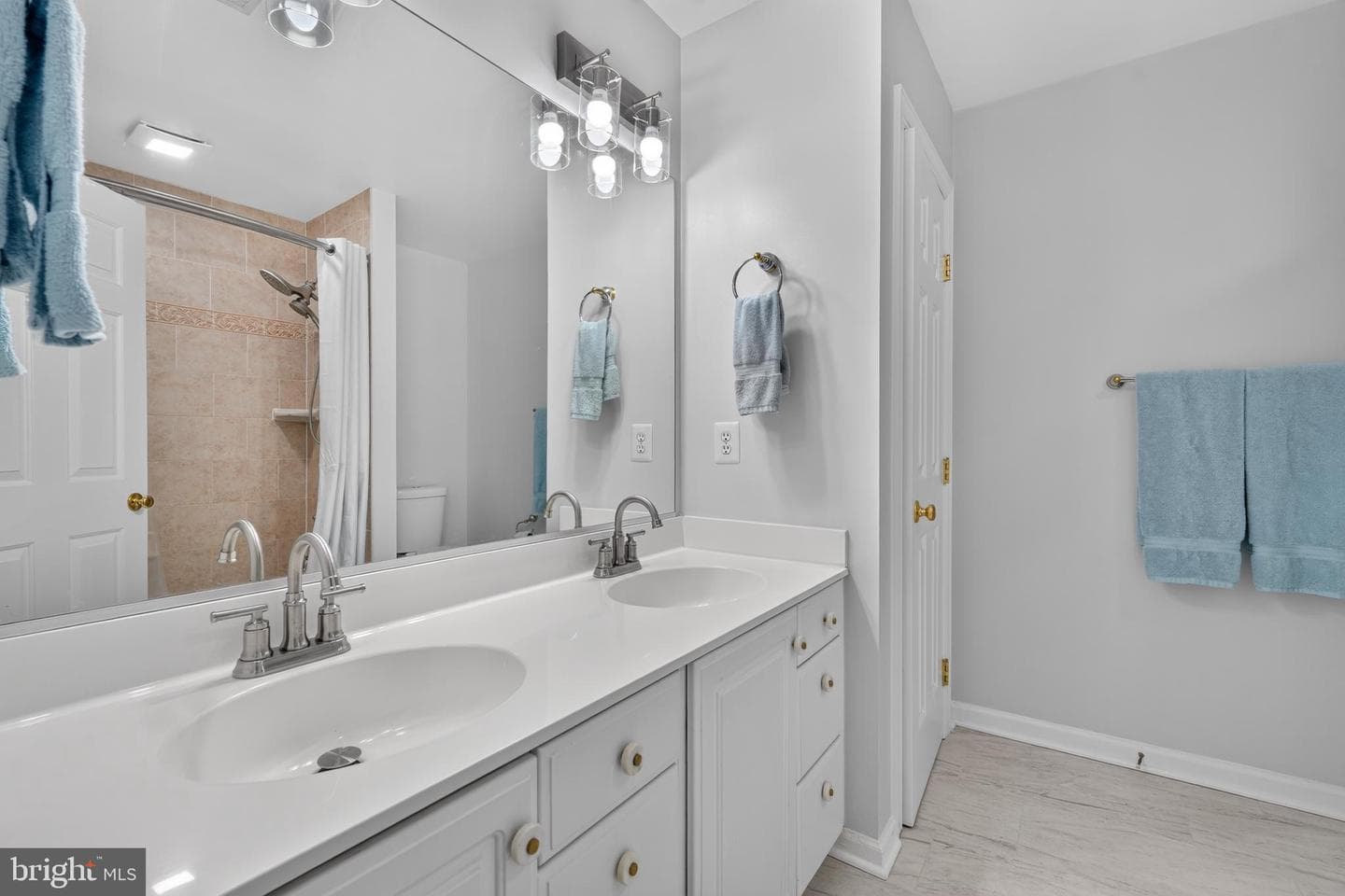 6717 Royal Thomas Way photo 16