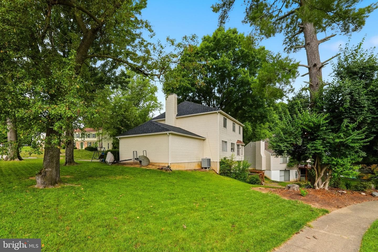 6125 Lundy Place photo 39
