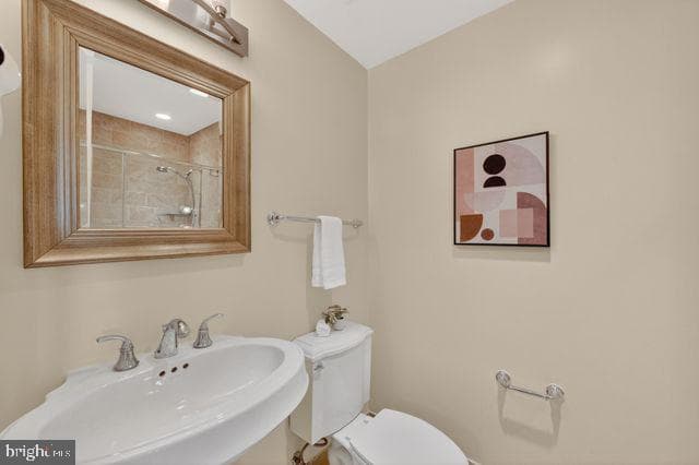 8220 Crestwood Heights Drive #1410 photo 7