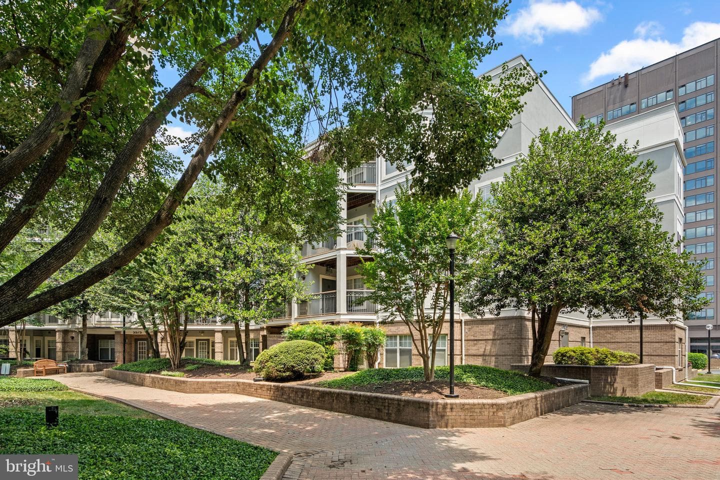5575 Seminary Road #102, Falls Church