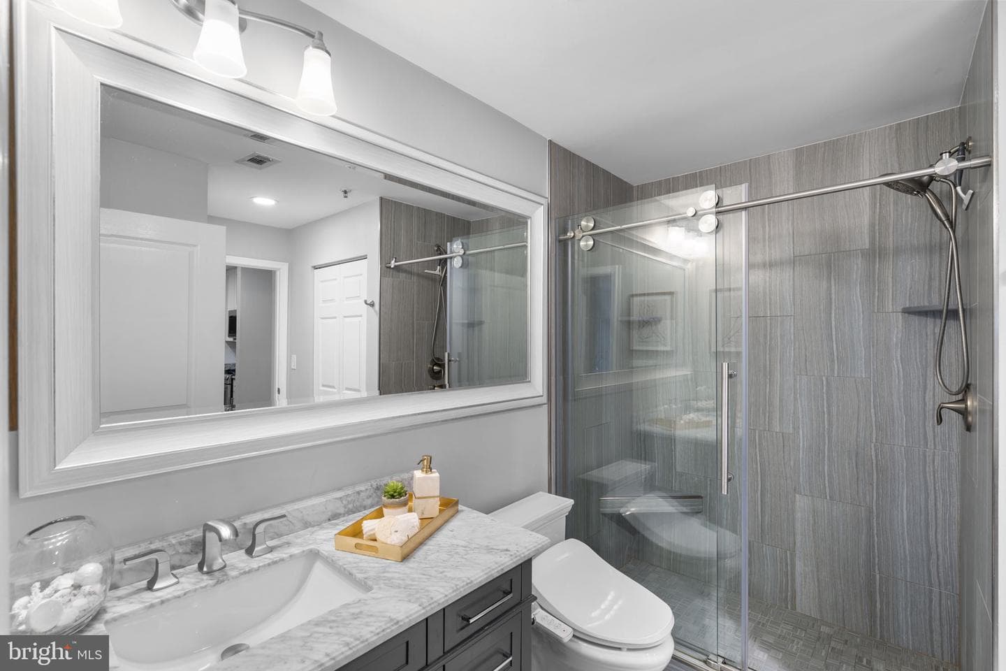5575 Seminary Road #102 photo 18
