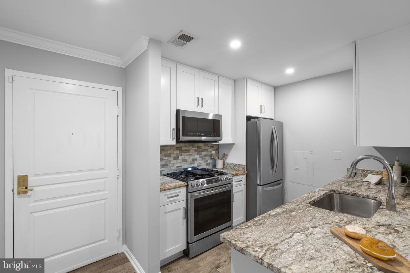 5575 Seminary Road #102 photo 9
