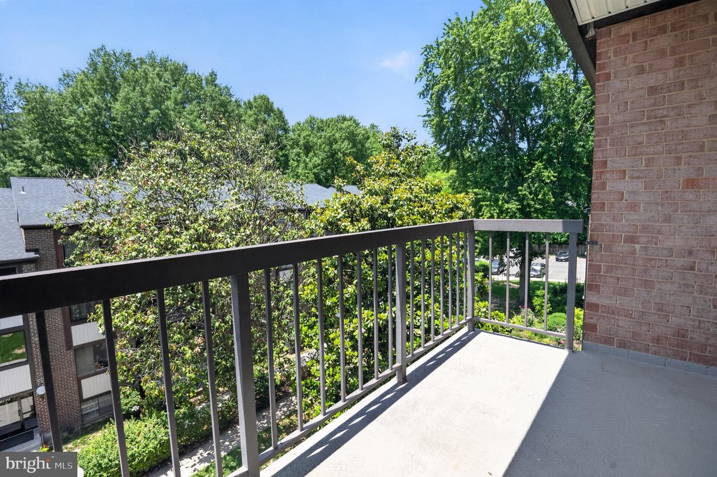 9702 Kingsbridge Drive #302 photo 7