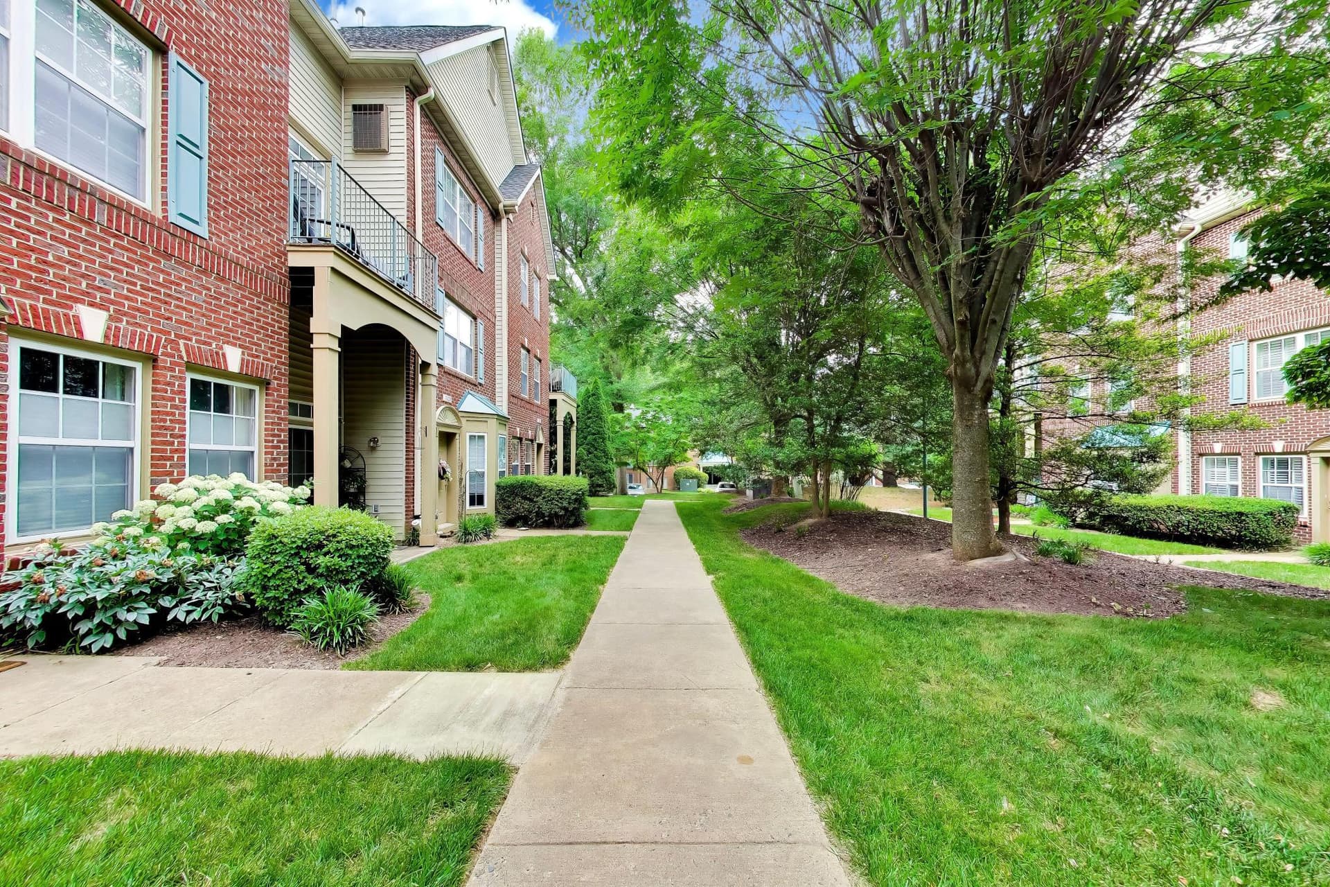 11830 Breton Court #23b photo 6