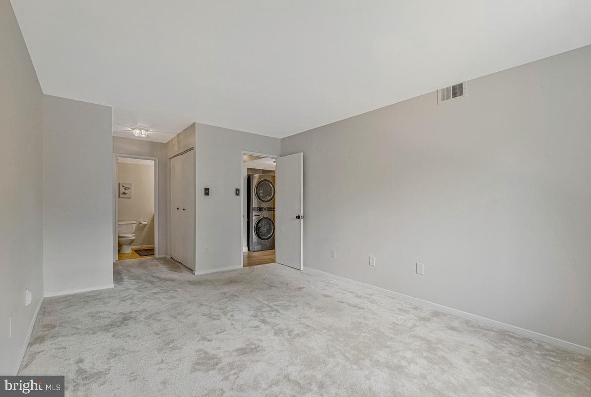 1663 Parkcrest Circle #200 photo 19