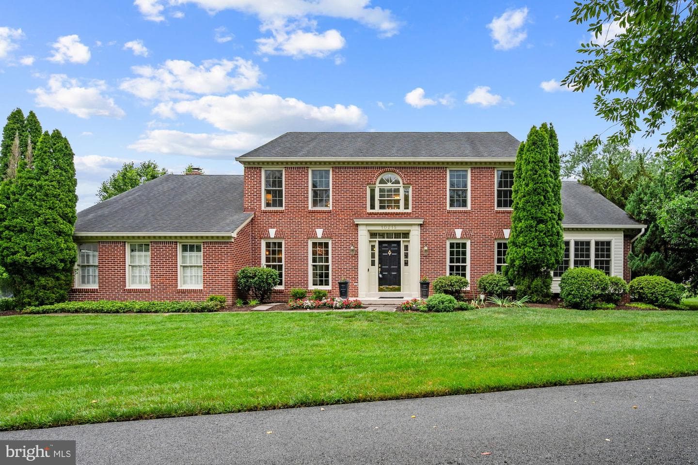 10215 Martinhoe Drive, Vienna