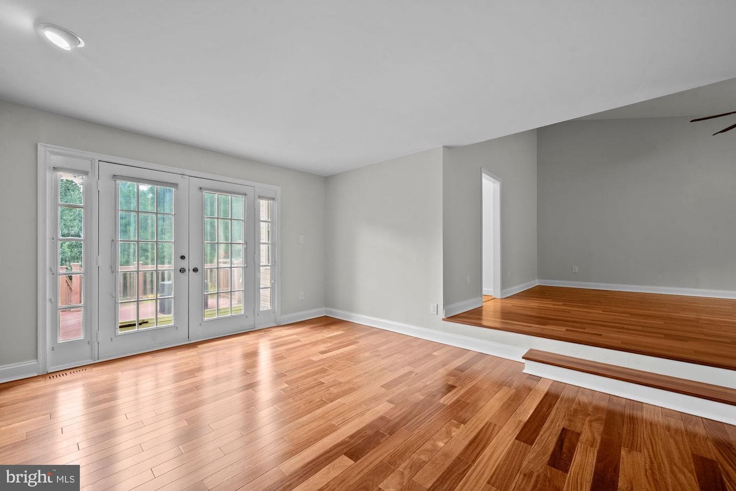 10215 Martinhoe Drive photo 34