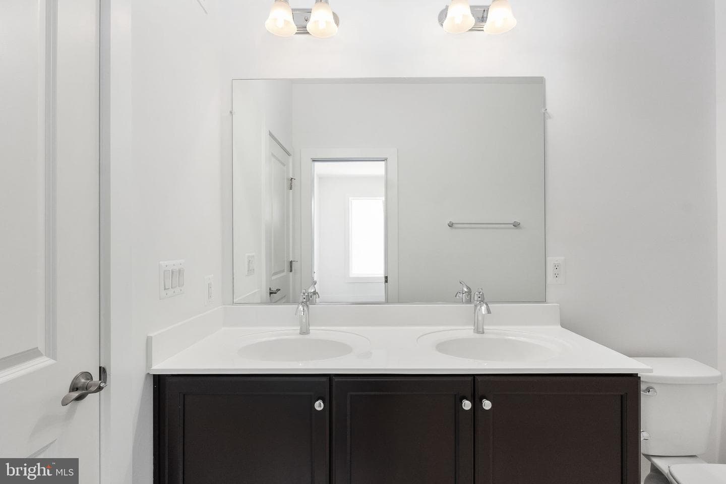 8458 Begonia Lane photo 35