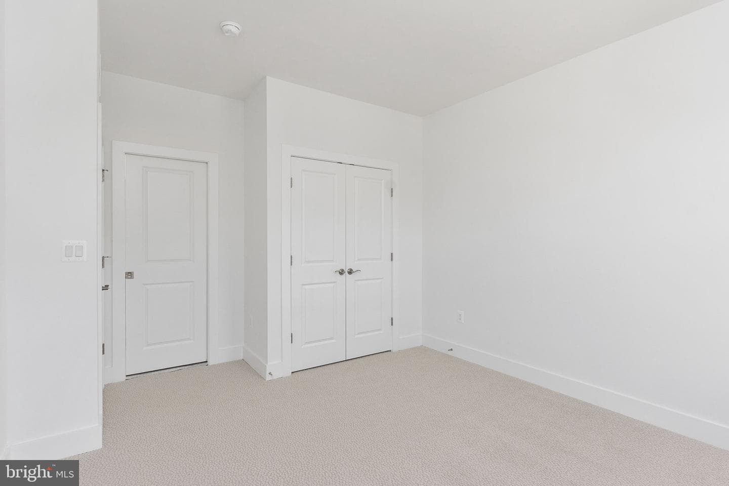 8458 Begonia Lane photo 36