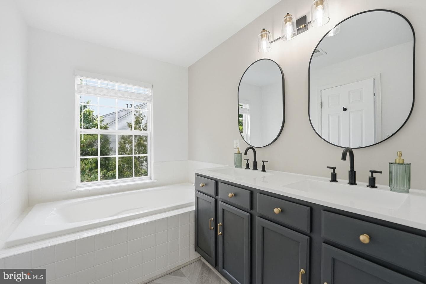 8510 Hallie Rose Place photo 31