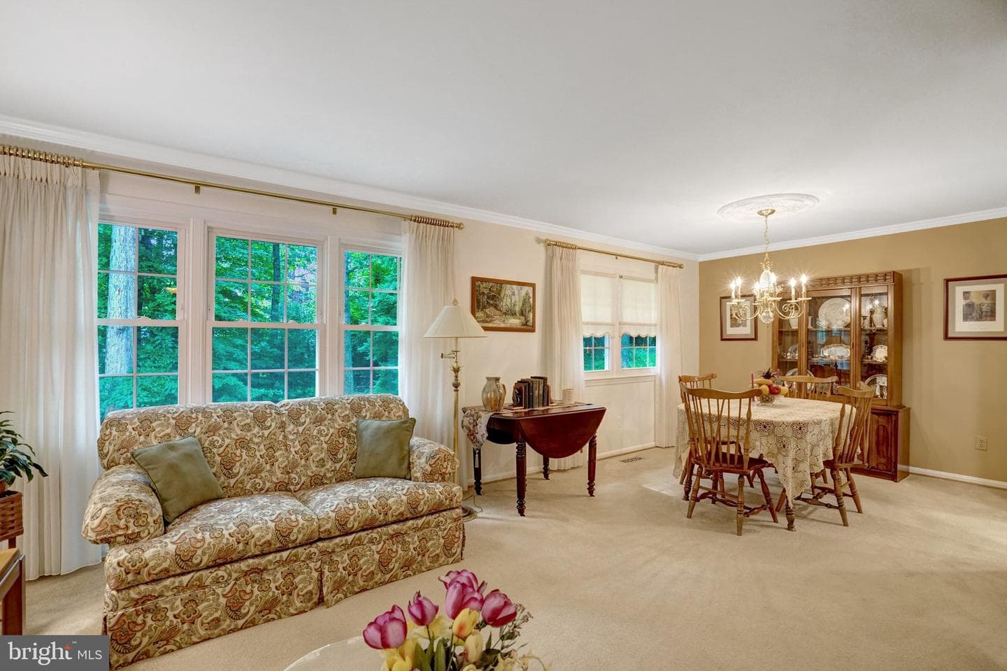 8422 Georgian Way photo 13